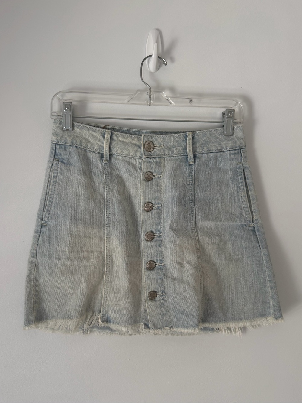 American Eagle Outfitters Light Blue Button-Front Denim Mini Skirt